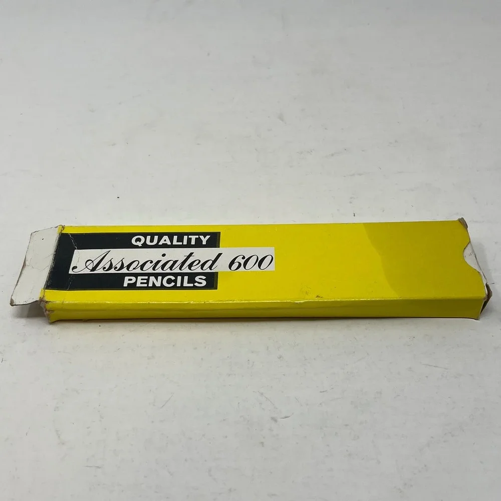 Vintage Empire Associated 600 No 2 Pencils Yellow USA Made 12 N5-620 Medium Soft